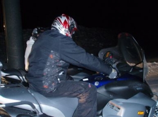  Moto de nieve en solitario 